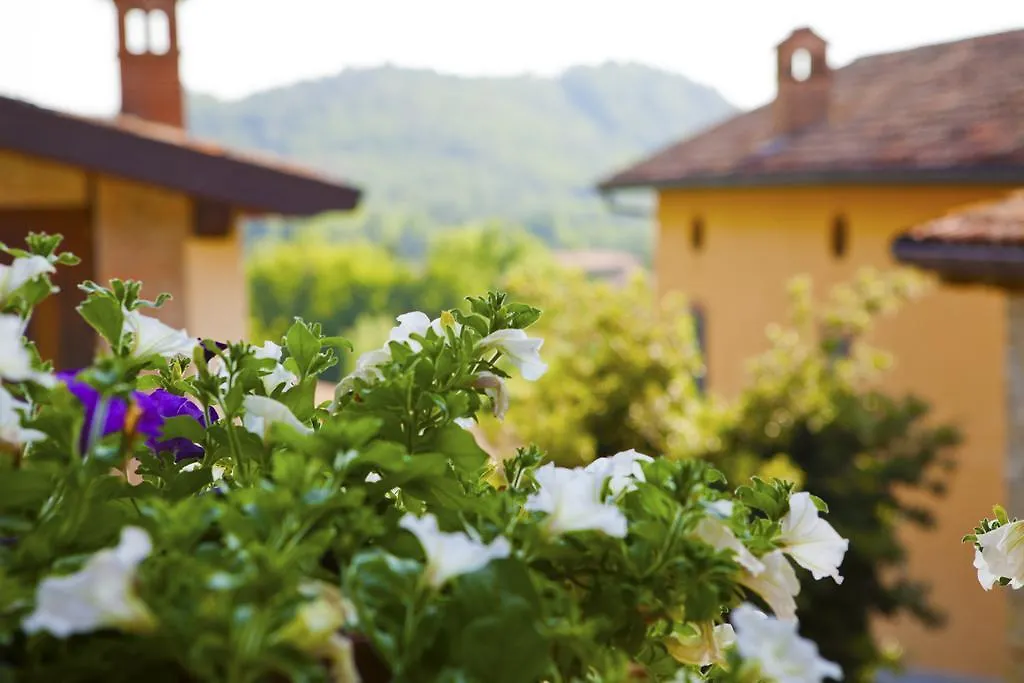 Dimora Le Nove Fate Hotel Bergamo Guest house