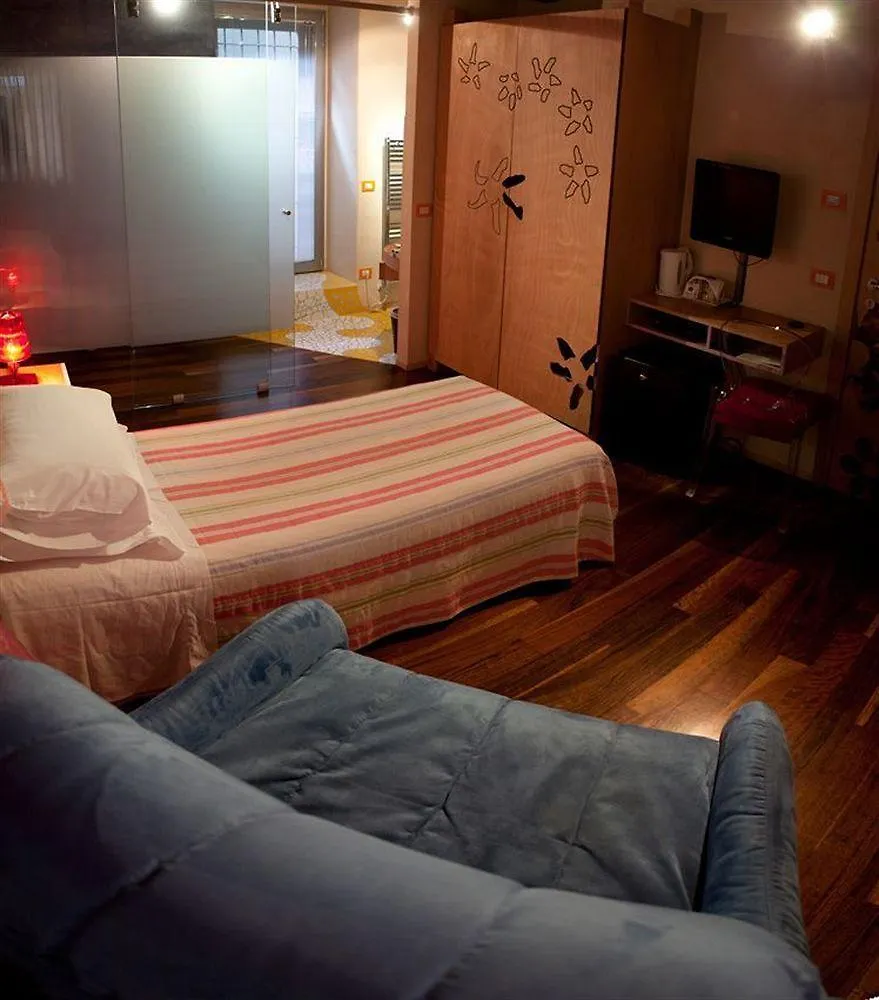 *** Guest house Dimora Le Nove Fate Hotel Bergamo Italy